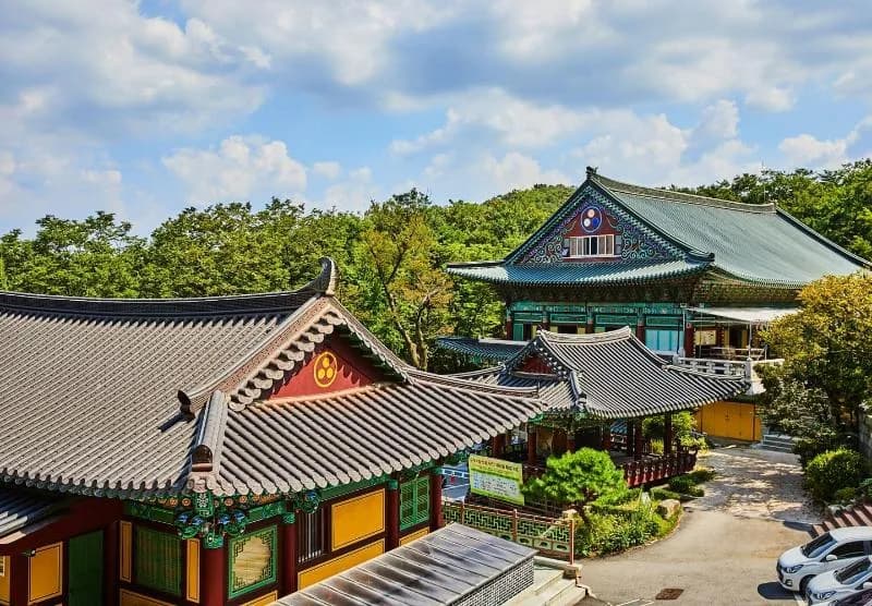 Hwagyesa International Seon Center